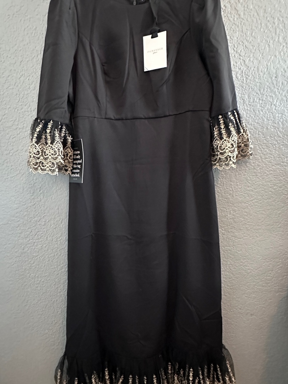 NWT Pomander Place Tuckernuck Lillith Black Gold Lace Trim Dress L